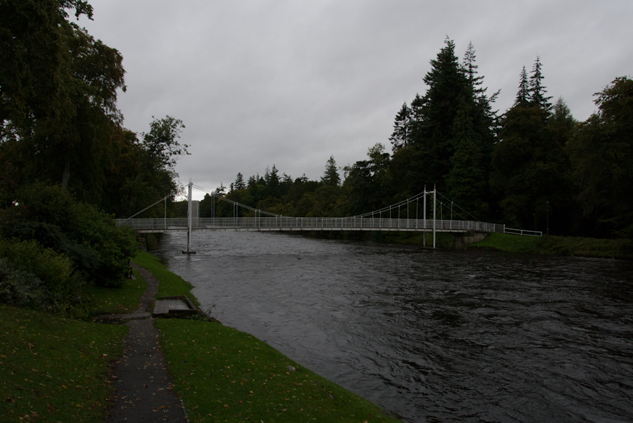 Inverness, Ness Islands, Footbridge